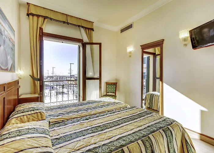 Panorama Hotel 4*