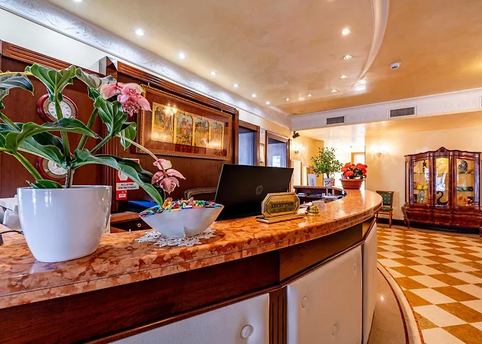 Отель Panorama 4*